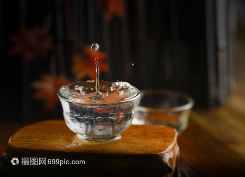 觀花識酒 白酒酒花的視覺密碼與品鑒藝術